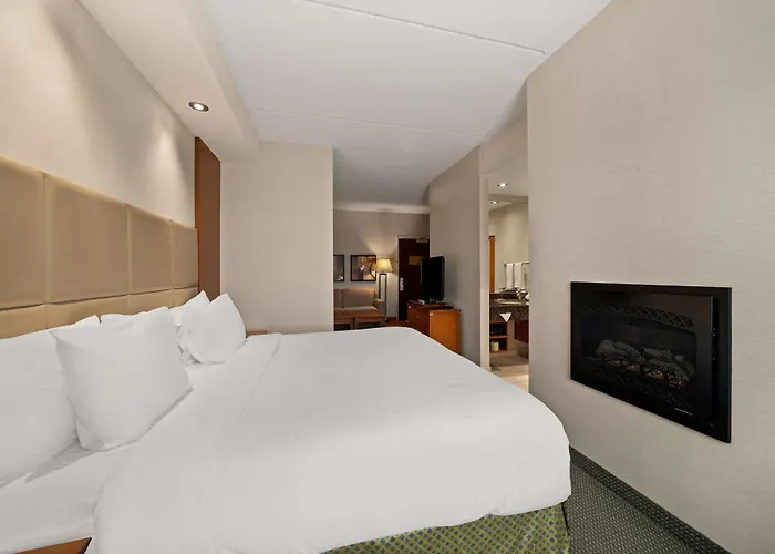 Superior King Suite
