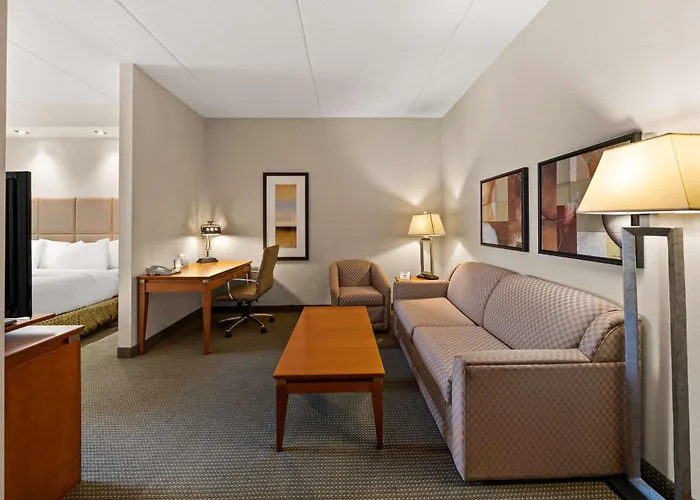 Superior King Suite